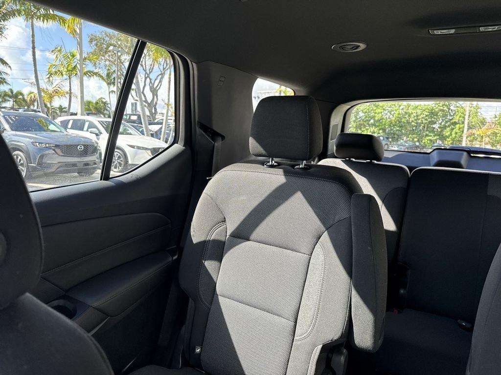 Chevrolet Traverse Lt 1Lt Awd 4D Sport Utility - Thumbnail 19