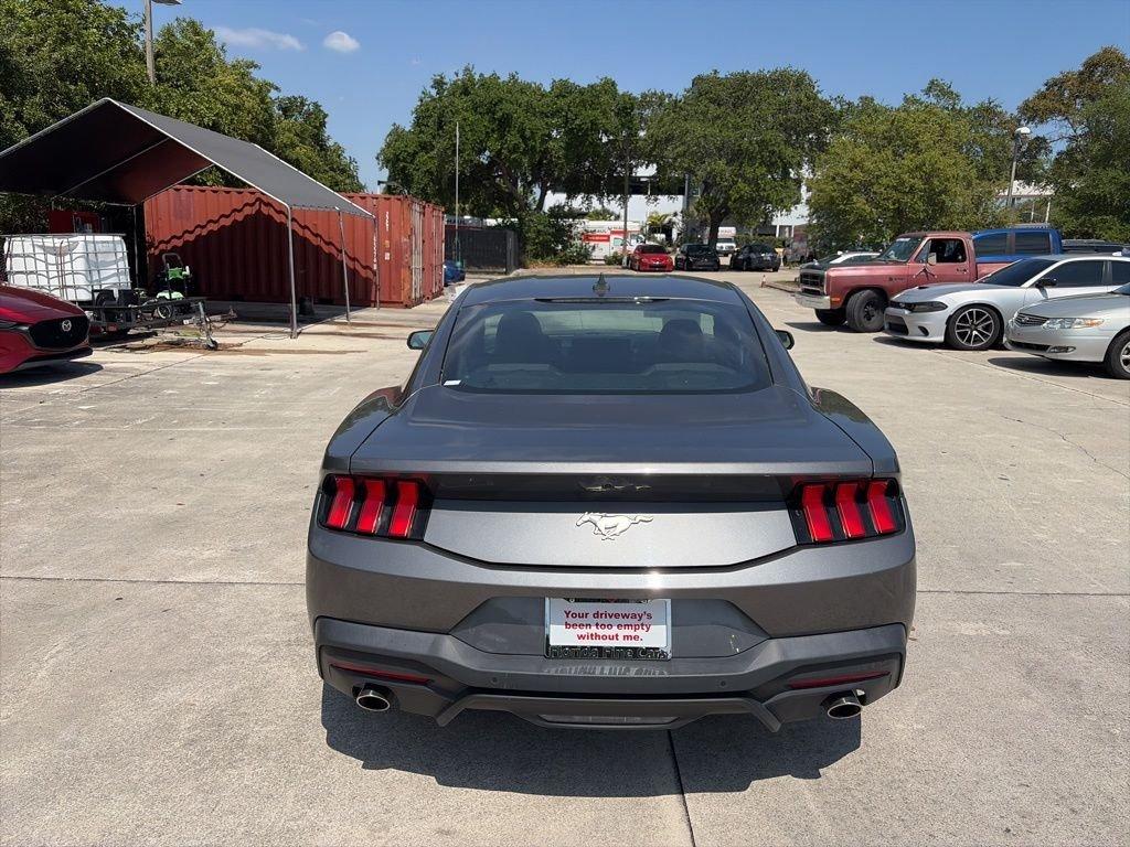 Ford Mustang Ecoboost Rwd 2D Coupe - Thumbnail 5