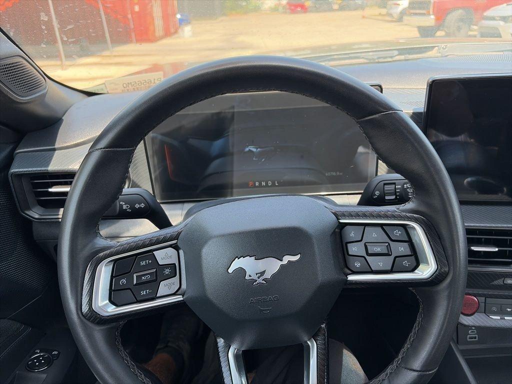 Ford Mustang Ecoboost Rwd 2D Coupe - Thumbnail 13