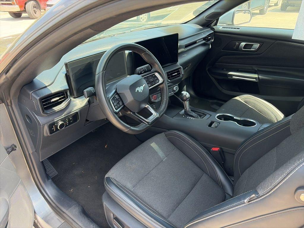 Ford Mustang Ecoboost Rwd 2D Coupe - Thumbnail 10