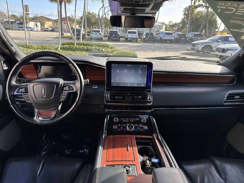 Lincoln Navigator L Reserve 4Wd 4D Sport Utility - Thumbnail 16