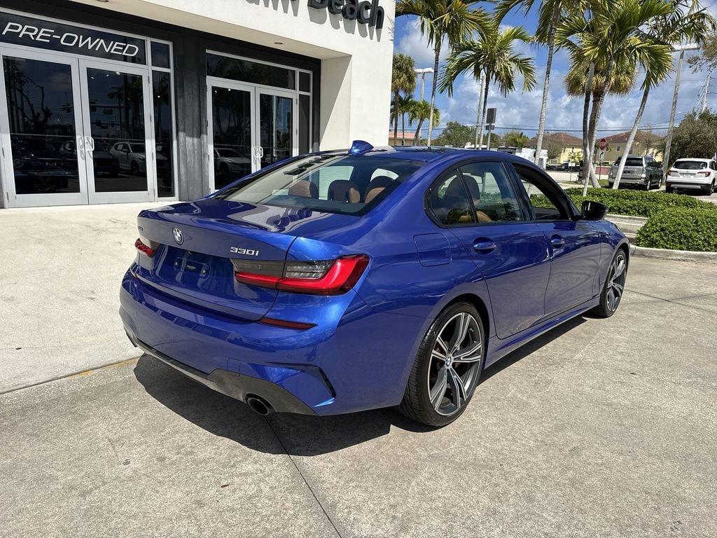 Bmw 3 Series 330I Xdrive Awd 4D Sedan - Thumbnail 5