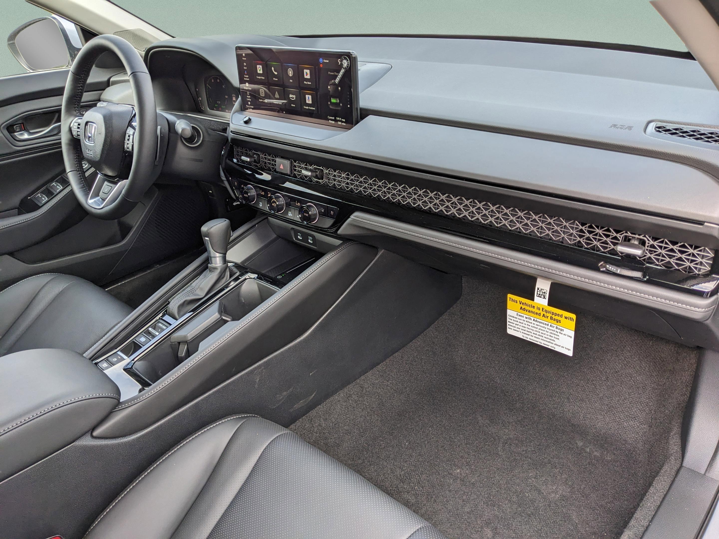 Honda Accord Hybrid Touring - Thumbnail 14