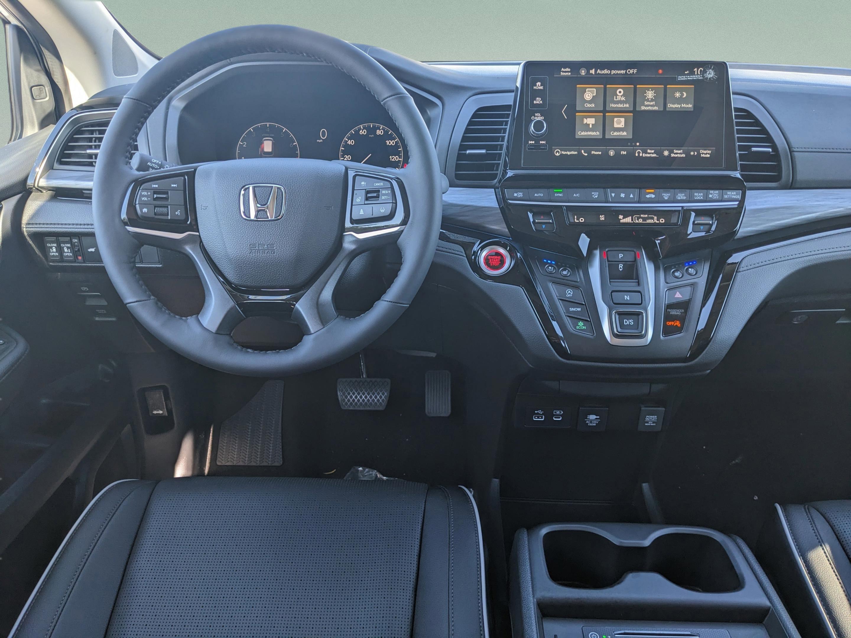 Honda Odyssey Elite - Thumbnail 16