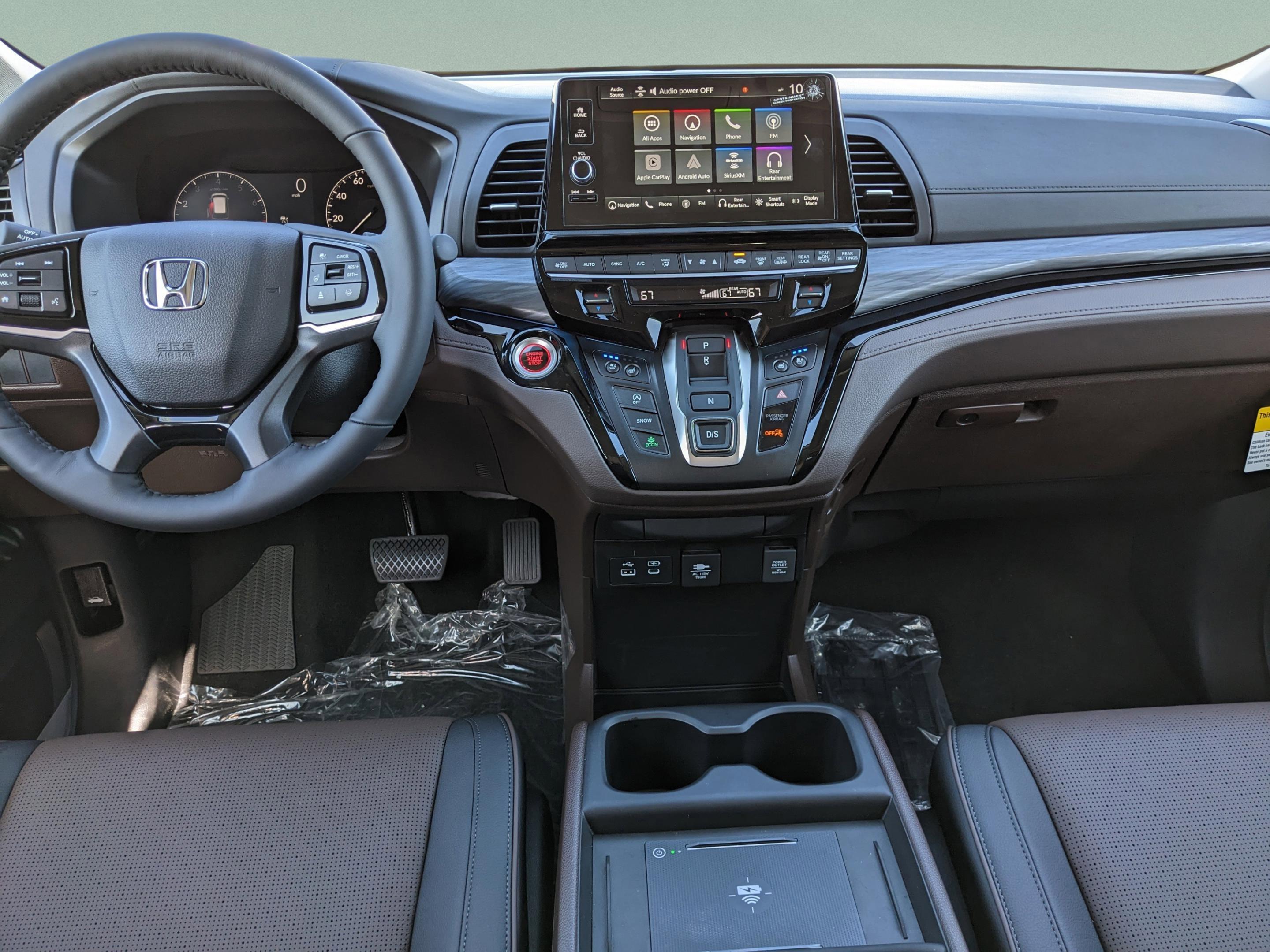 Honda Odyssey Elite - Thumbnail 16