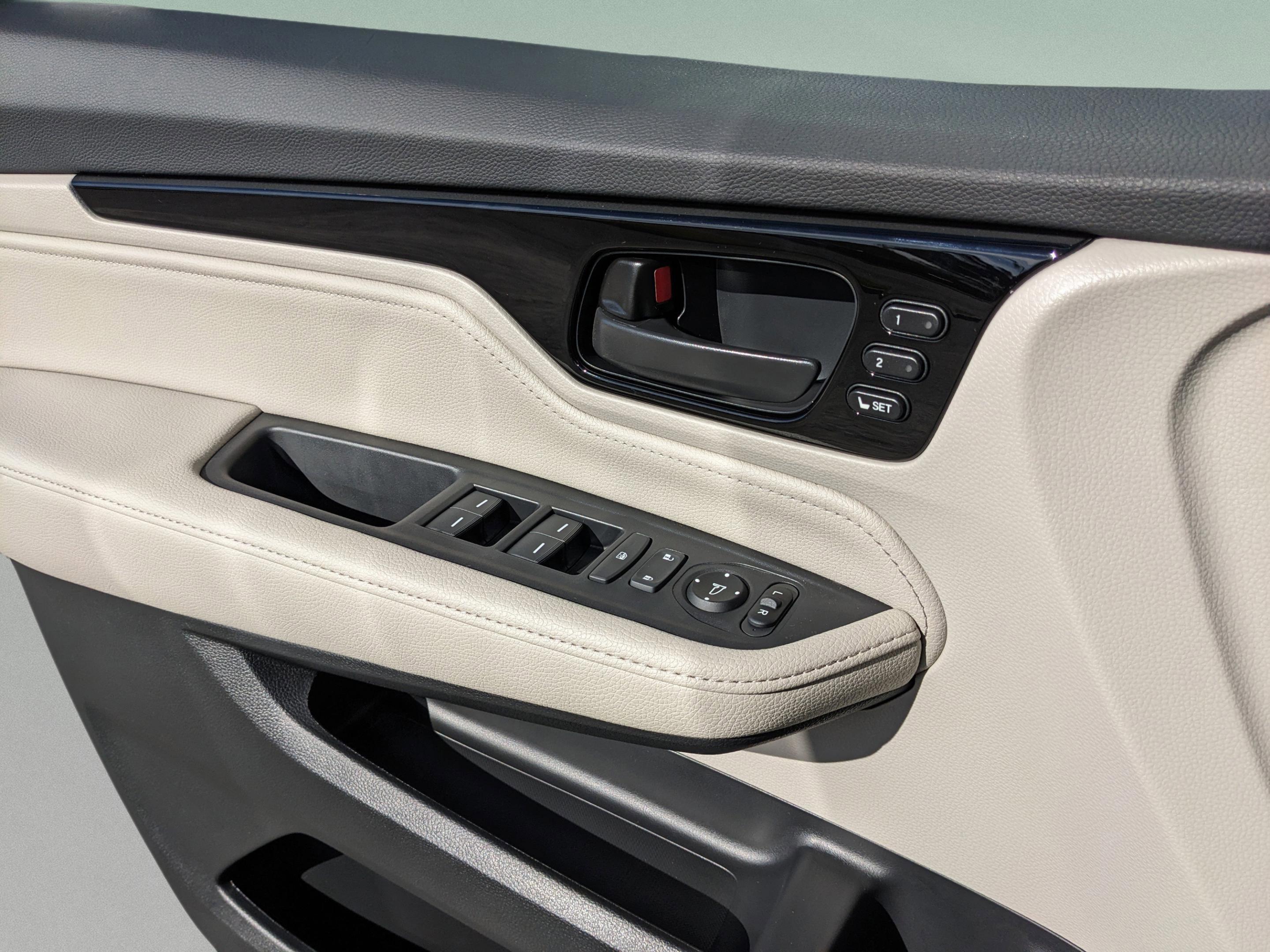 Honda Odyssey Touring - Thumbnail 19