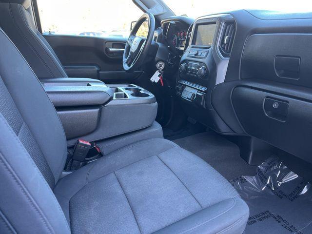 Chevrolet Silverado 1500 - Thumbnail 13