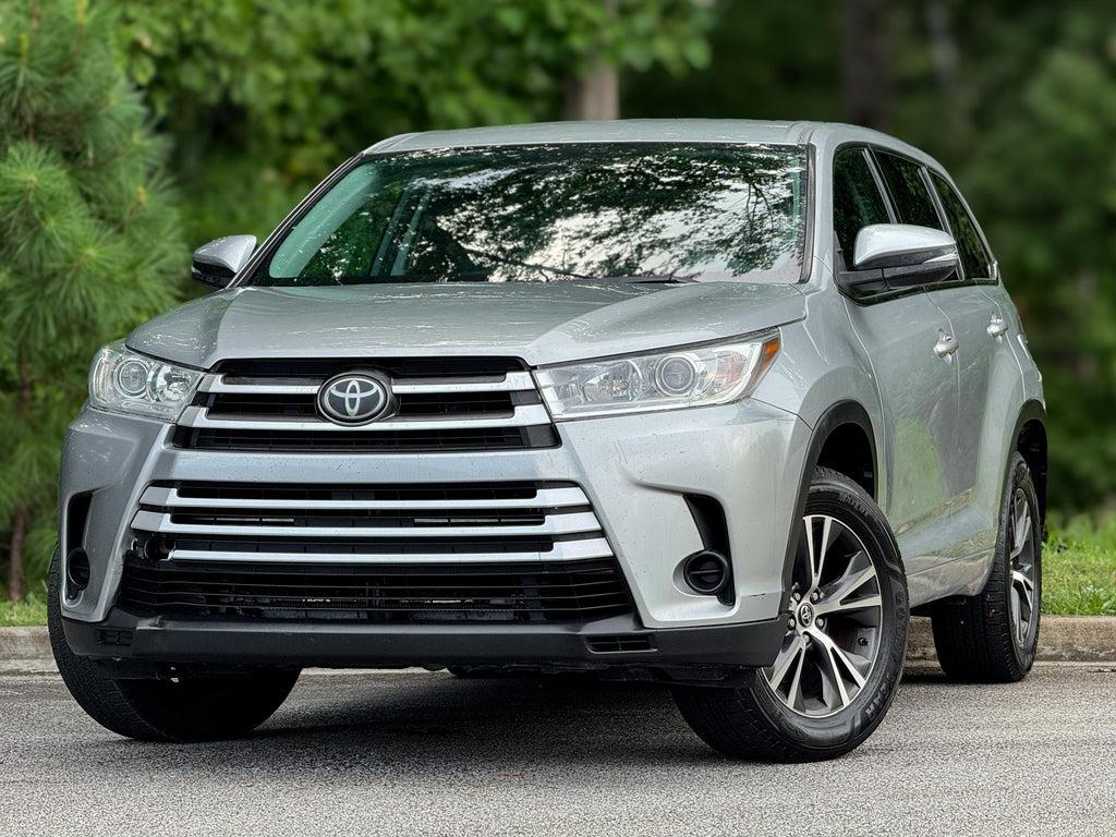 Toyota Highlander - Thumbnail 3