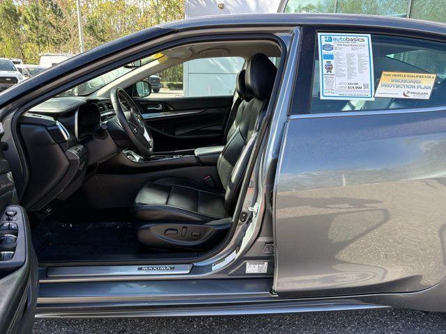 Nissan Maxima - Thumbnail 11