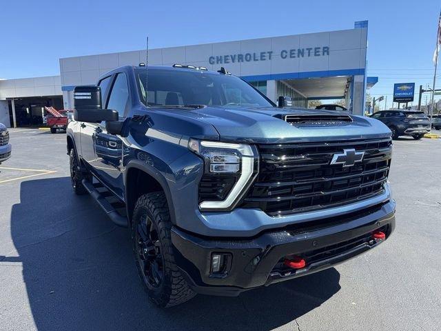 Chevrolet Silverado 2500 Hd Lt - Thumbnail 2