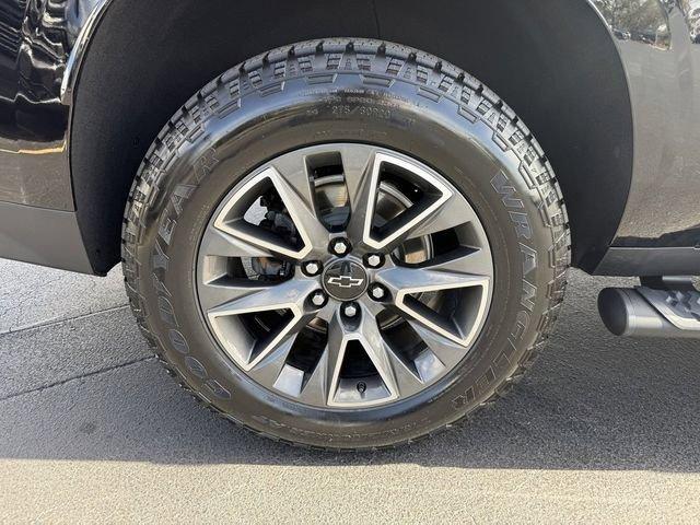 Chevrolet Suburban Z71 - Thumbnail 10