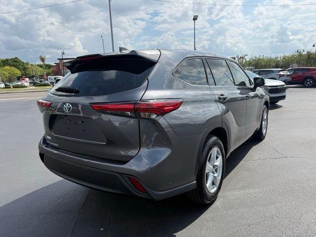 Toyota Highlander L - Thumbnail 8