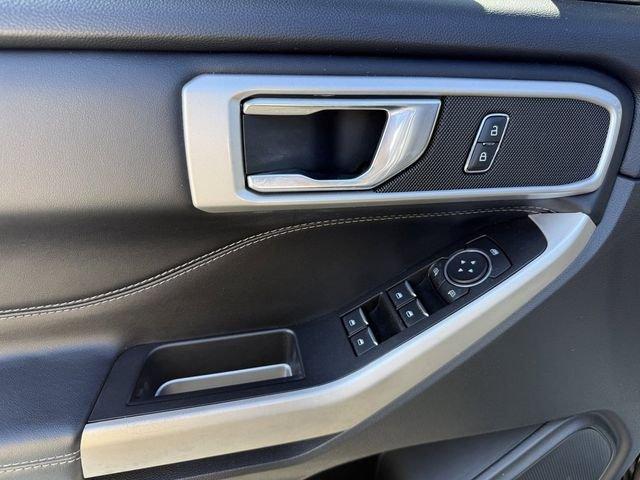 Ford Explorer Xlt - Thumbnail 18