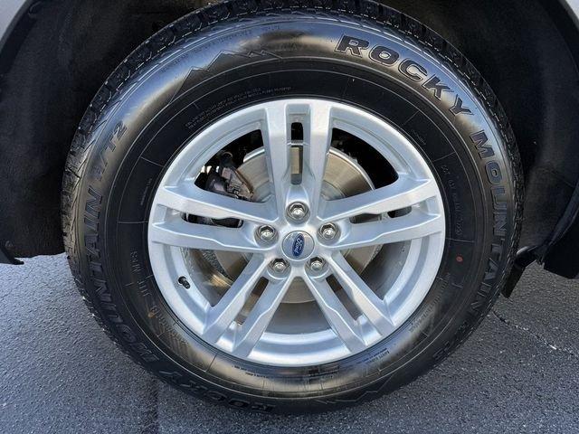 Ford Explorer Xlt - Thumbnail 10