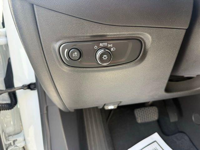 Chevrolet Equinox Rs - Thumbnail 19