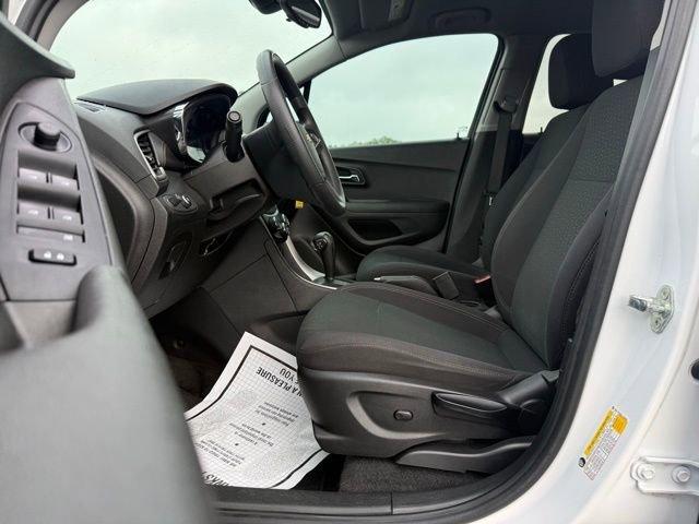 Chevrolet Trax Ls - Thumbnail 13