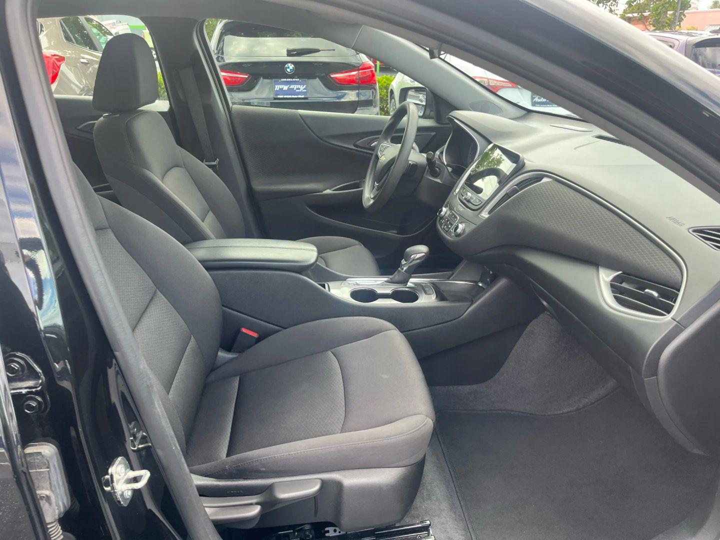 Chevrolet Malibu Lt - View 1