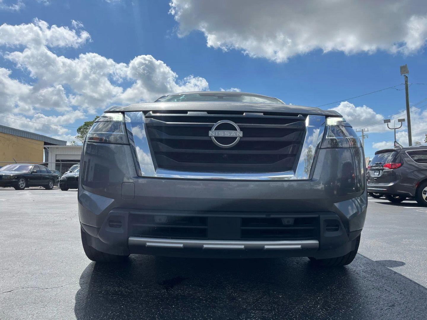 Nissan Pathfinder Sl - Thumbnail 5