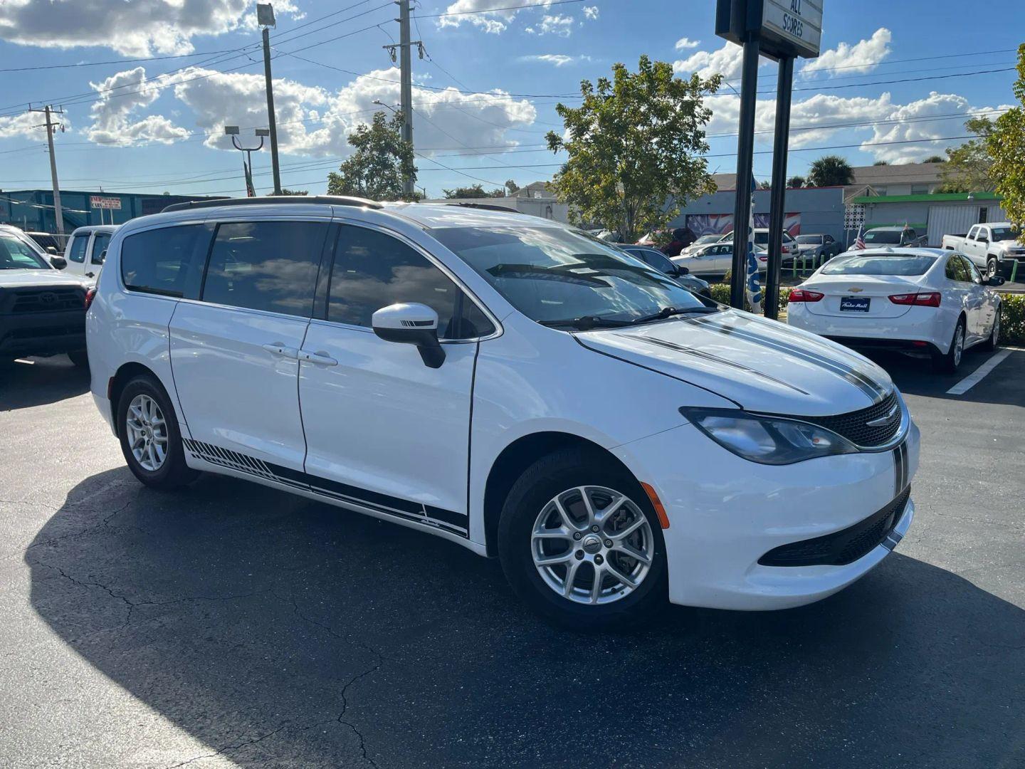 Chrysler Voyager Lxi - Thumbnail 7