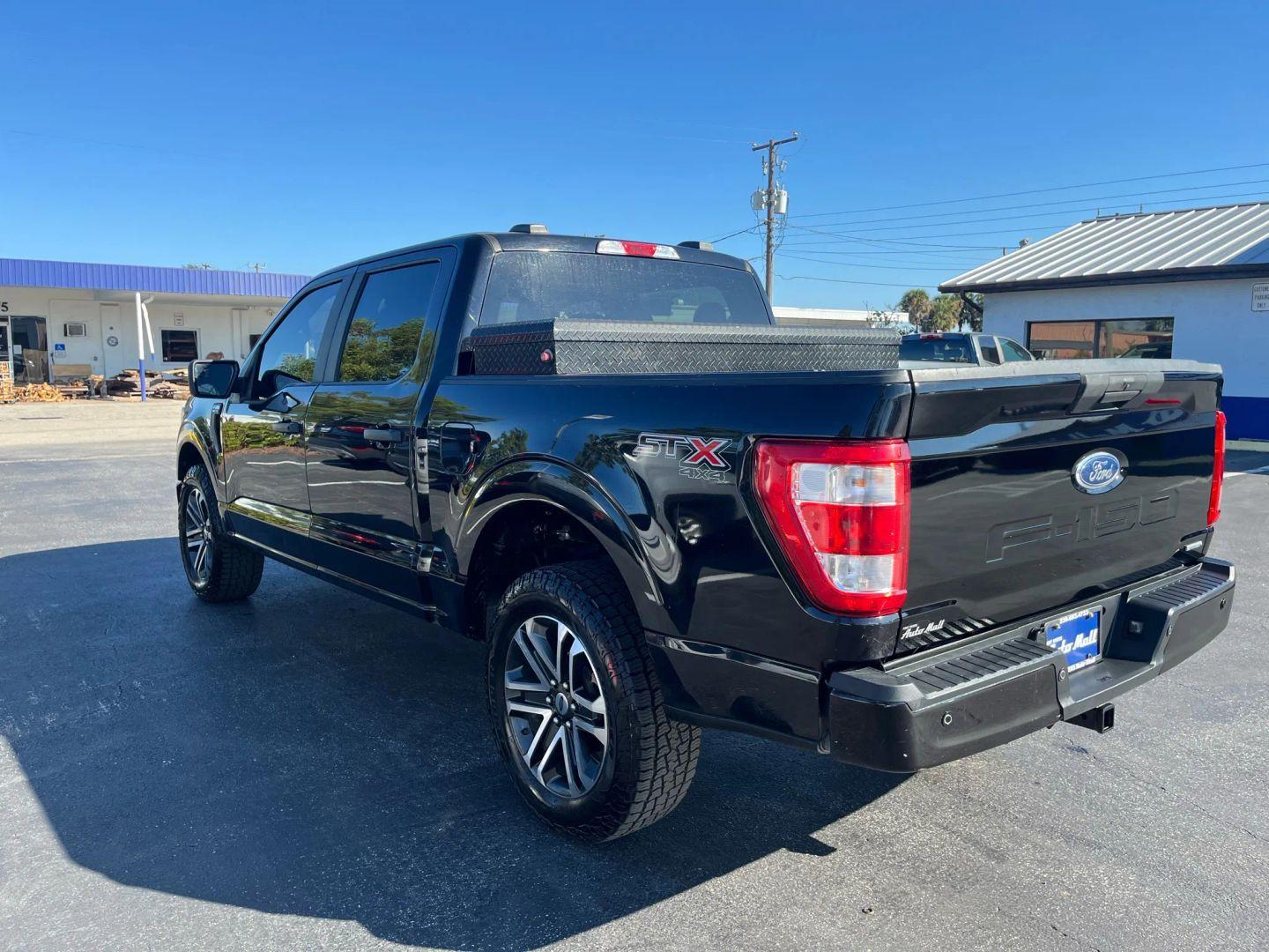 Ford F-150 Xl - Thumbnail 15