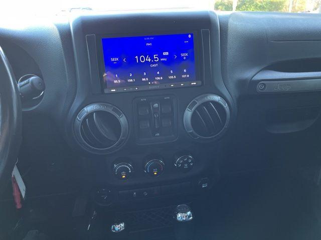 Jeep Wrangler JK - Thumbnail 20