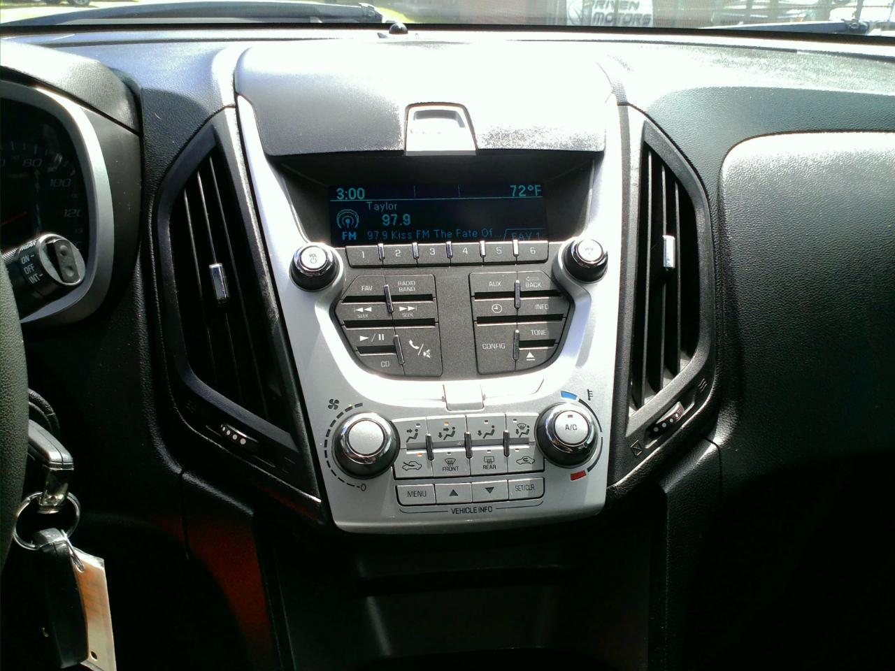 Chevrolet Equinoxls 2Wd - Thumbnail 20