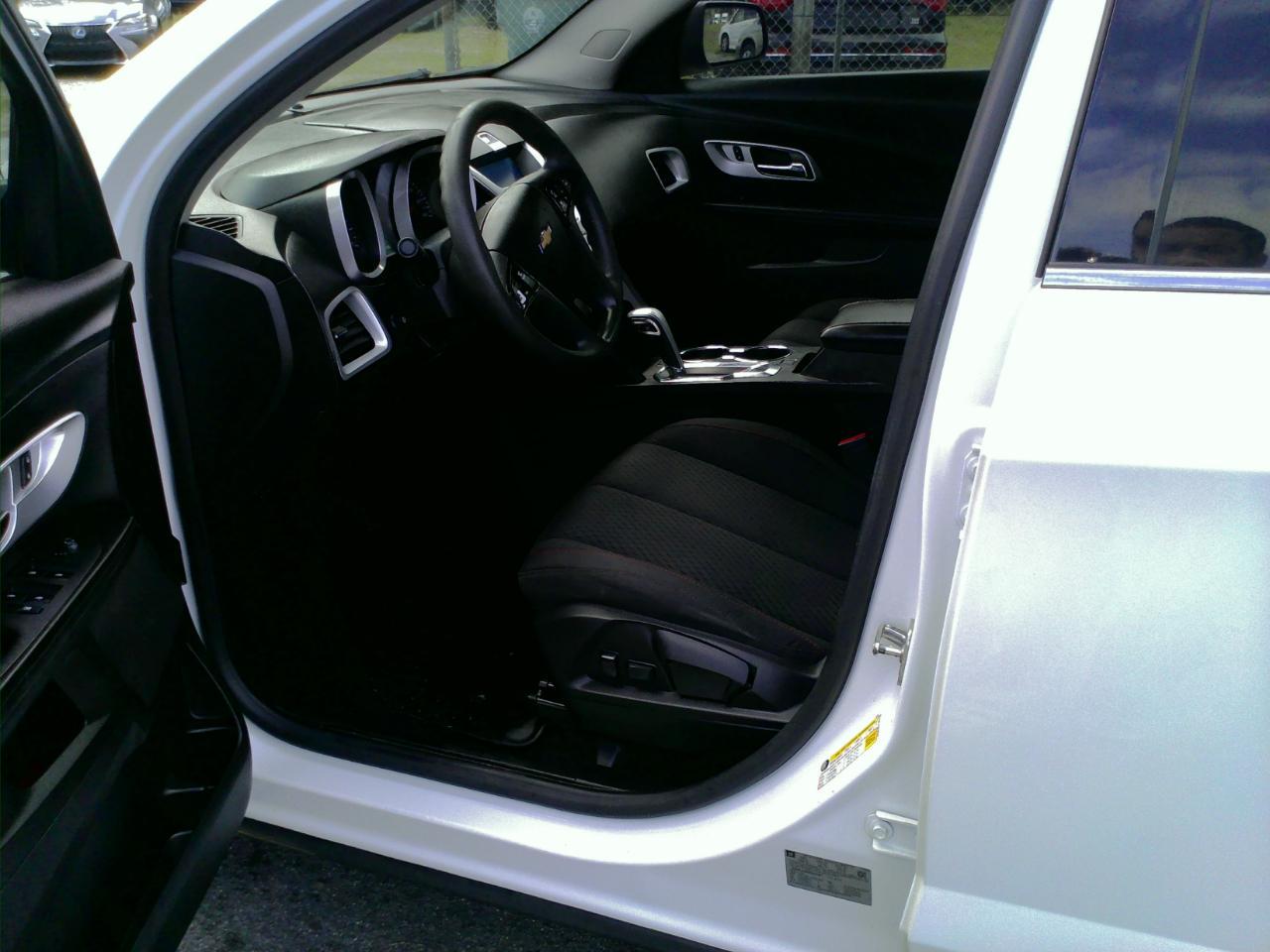 Chevrolet Equinoxls 2Wd - Thumbnail 15