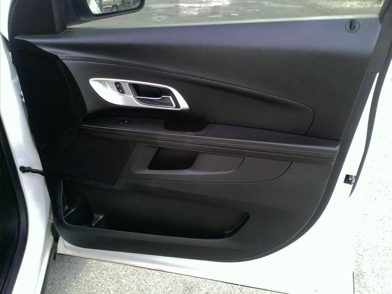 Chevrolet Equinoxls 2Wd - Thumbnail 9