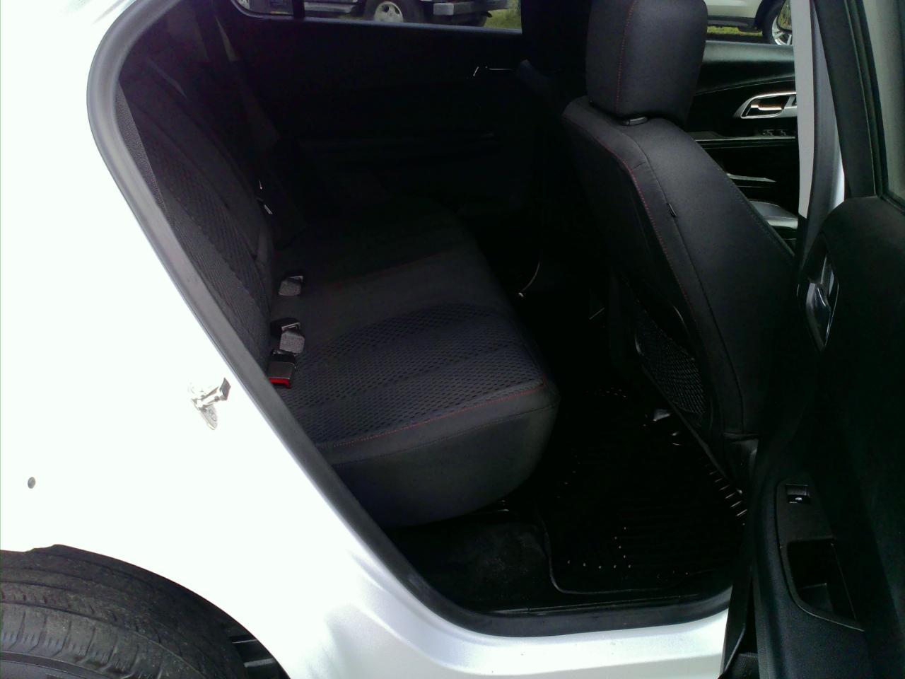 Chevrolet Equinoxls 2Wd - Thumbnail 11