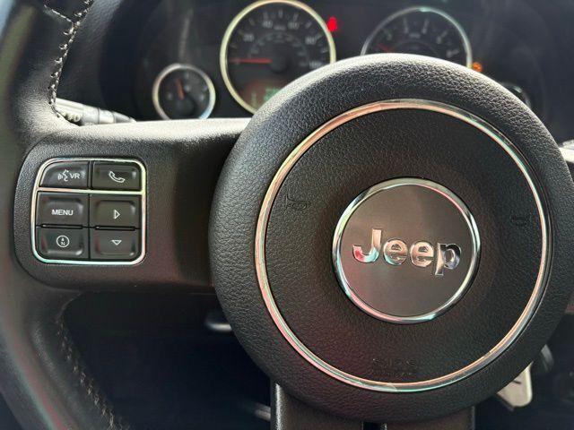 Jeep Wrangler - Thumbnail 18