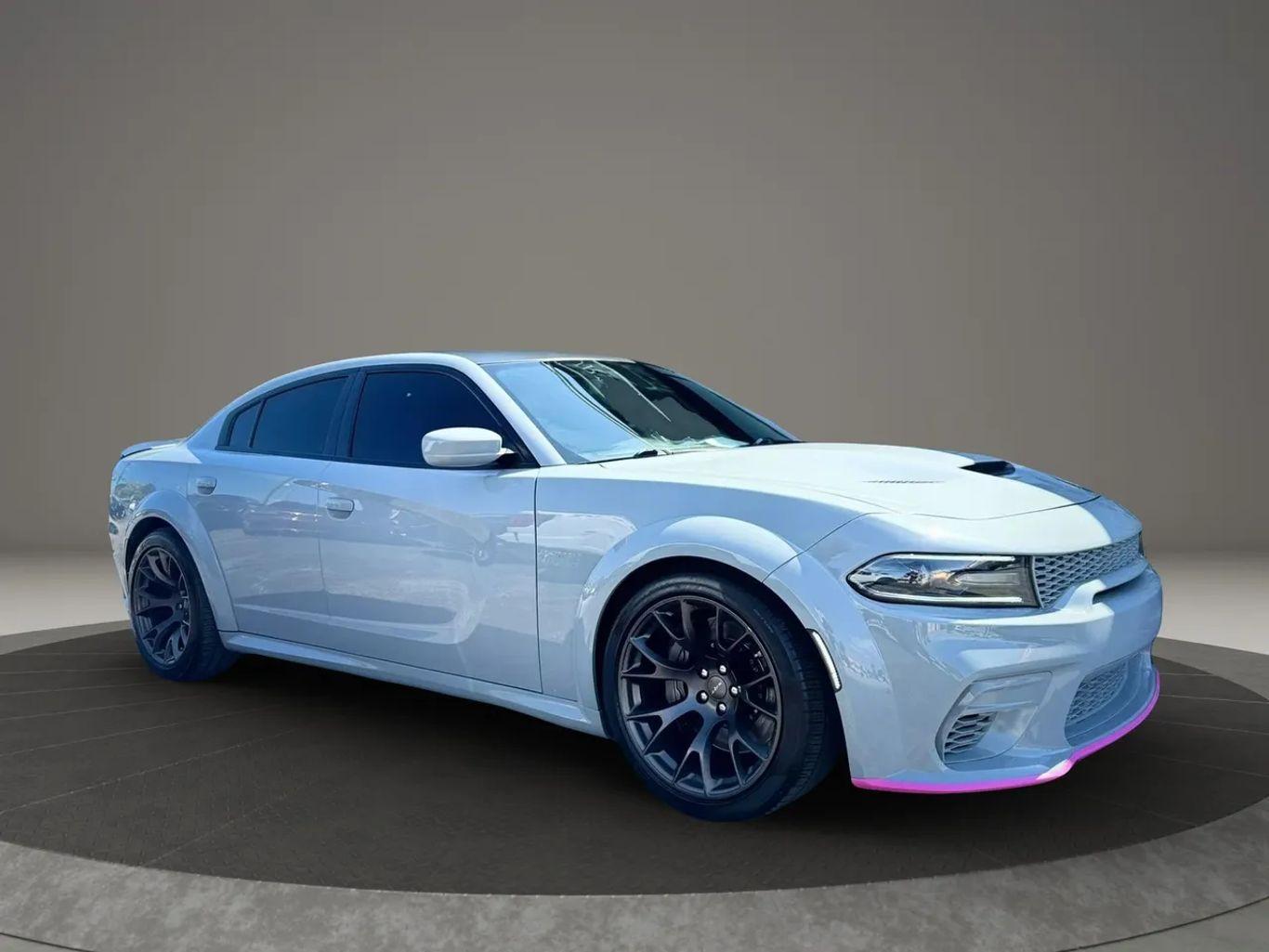Dodge Charger Srt Hellcat Sedan 4D - Thumbnail 4