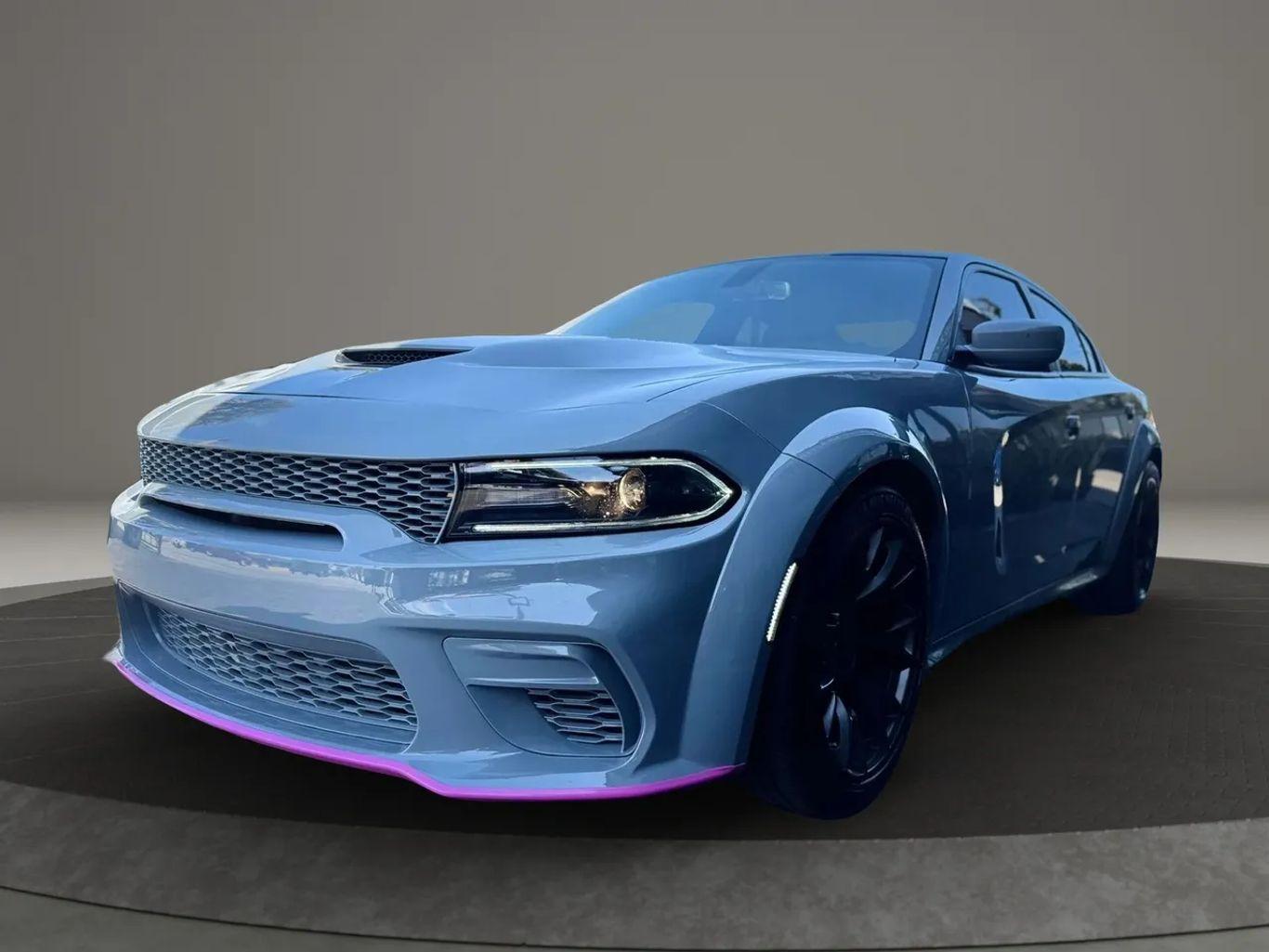Dodge Charger Srt Hellcat Sedan 4D - Thumbnail 8