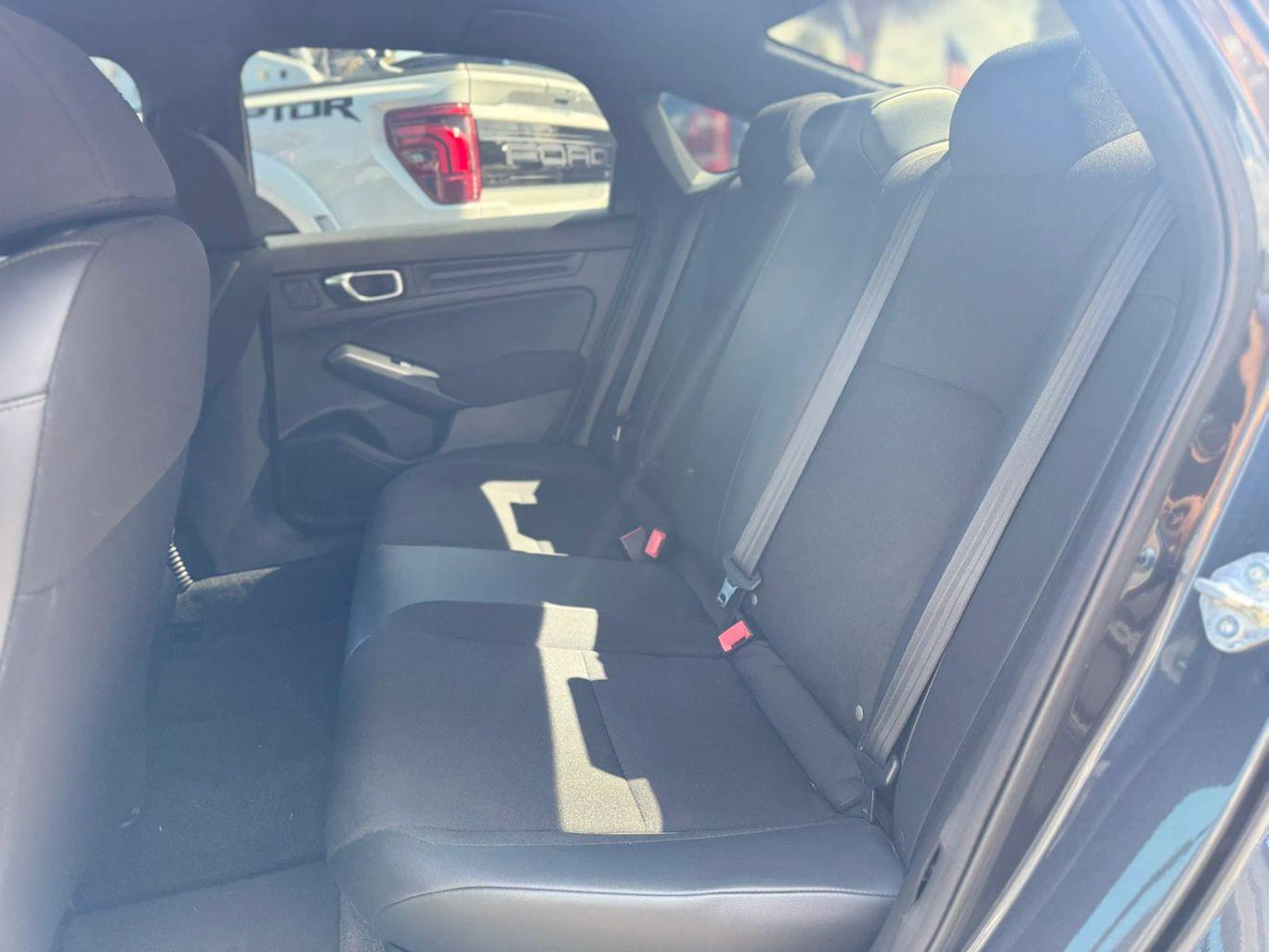 Honda Civic Sport Sedan 4D - Thumbnail 19