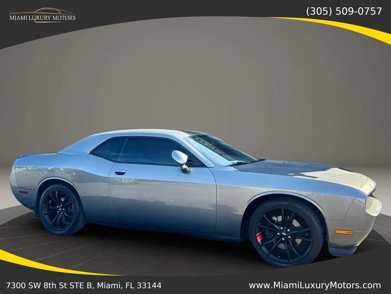 Dodge Challenger R/T Coupe 2D - Thumbnail 2