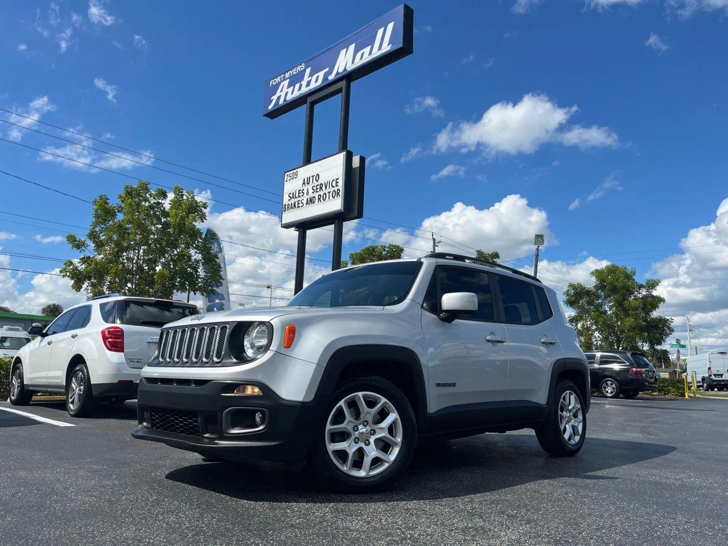 Jeep Renegade Latitude - Thumbnail 4