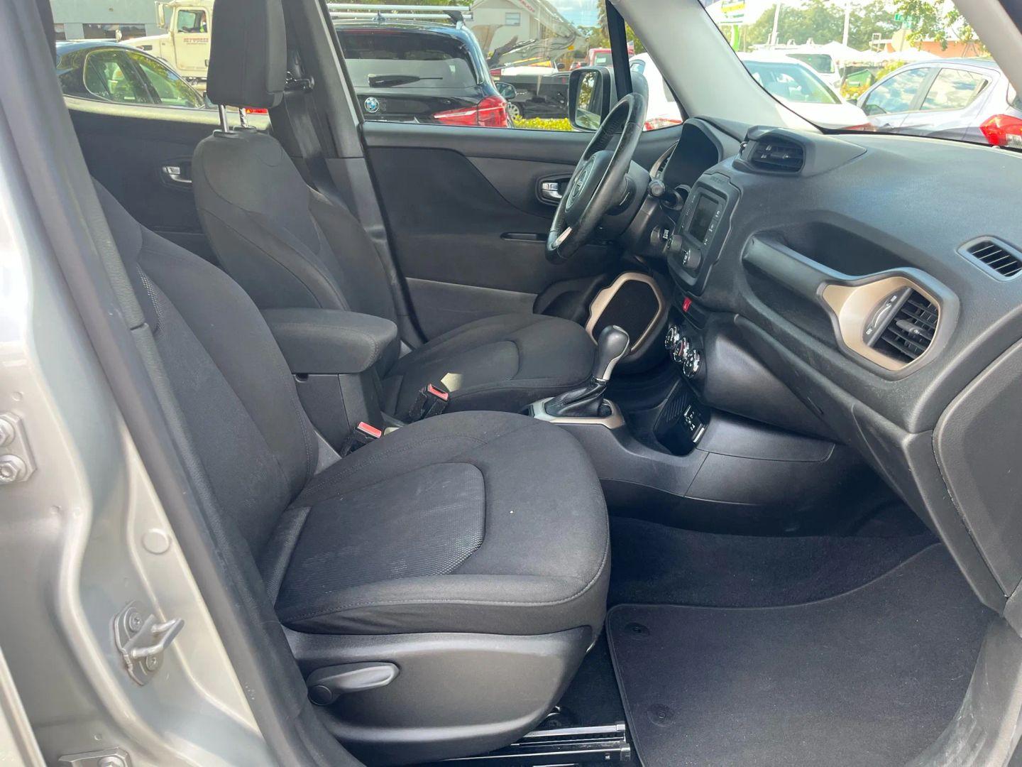 Jeep Renegade Latitude - View 1