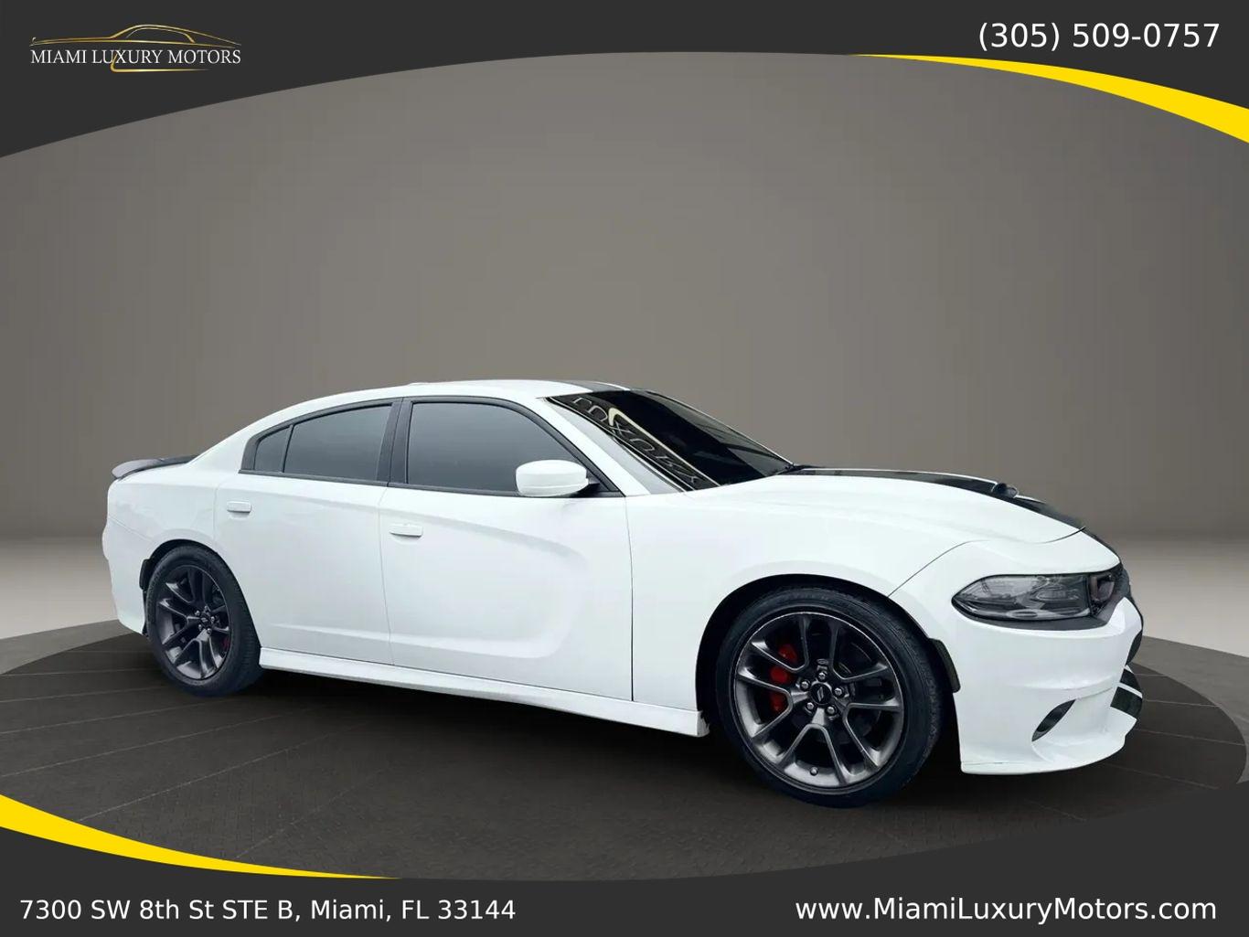Dodge Charger Scat Pack Sedan 4D - Thumbnail 2