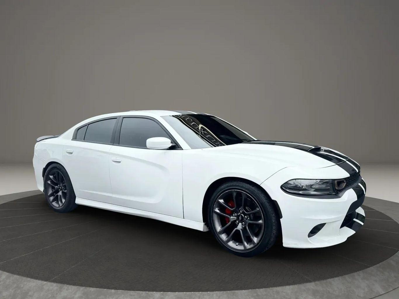Dodge Charger Scat Pack Sedan 4D - Thumbnail 3