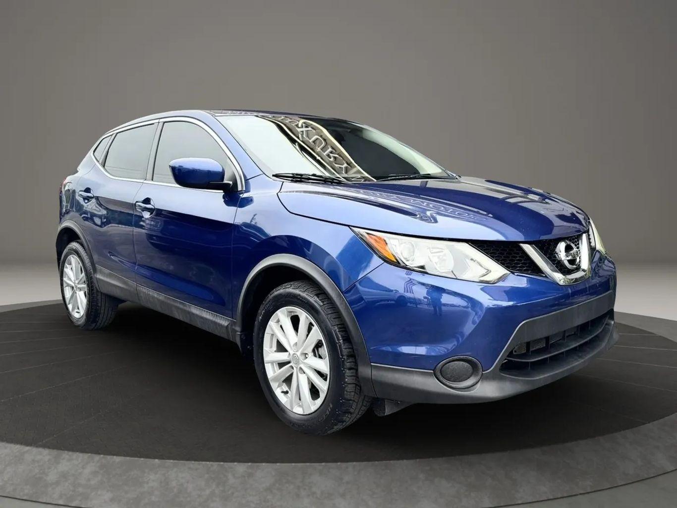 Nissan Rogue Sport S Sport Utility 4D - Thumbnail 4