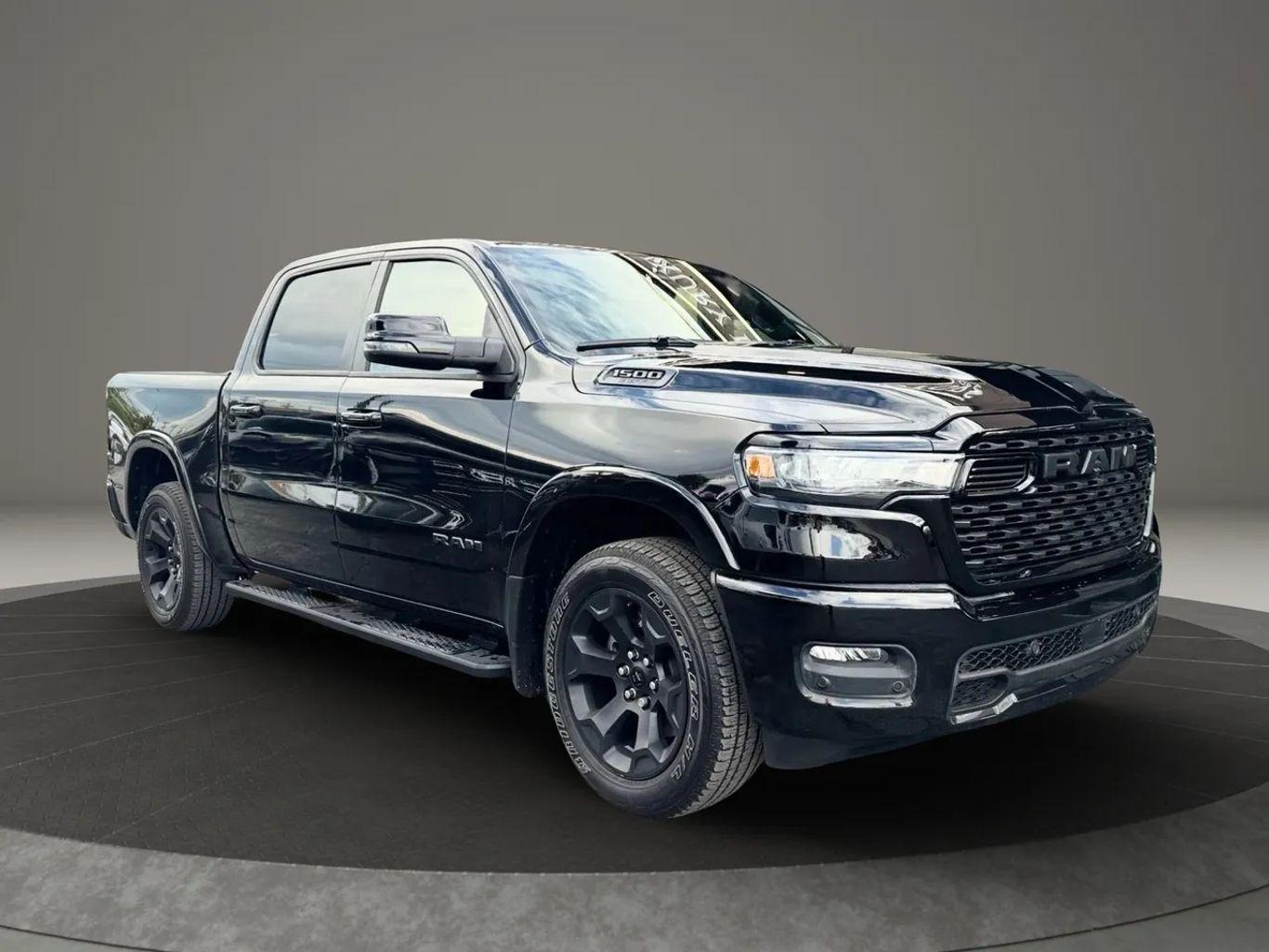 Ram 1500 Crew Cab Big Horn Pickup 4D 5 1/2 Ft - Thumbnail 3