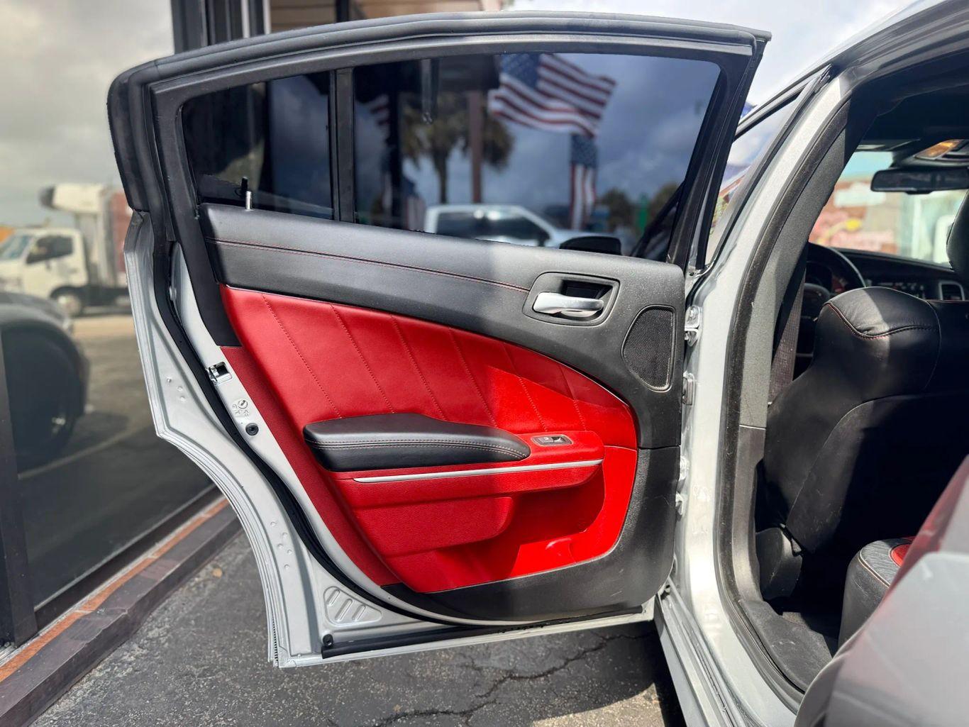 Dodge Charger Scat Pack Widebody Sedan 4D - Thumbnail 17