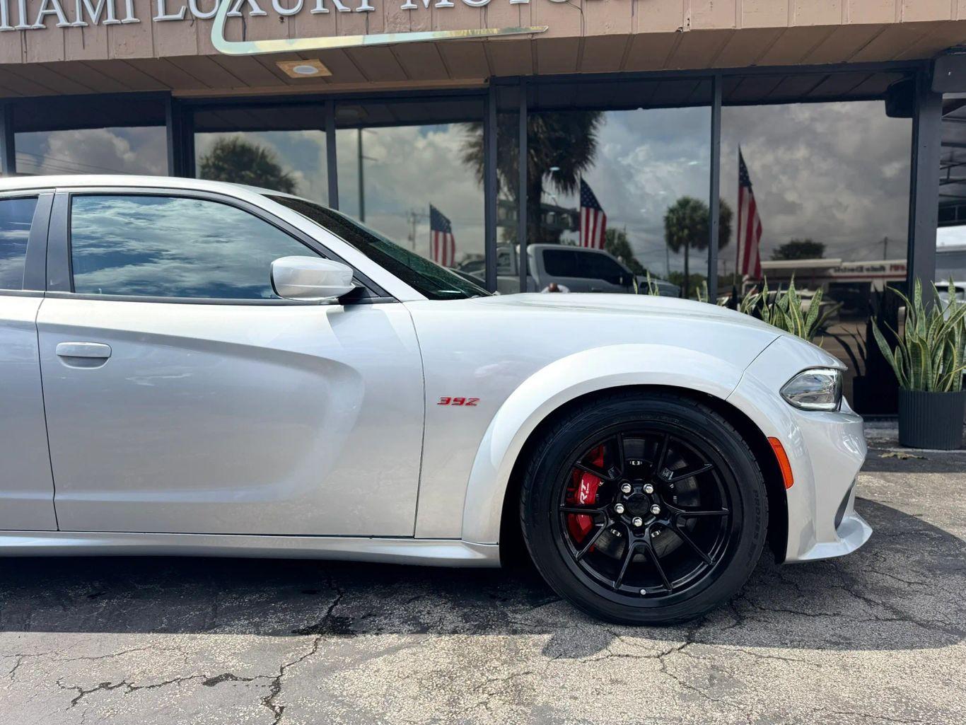 Dodge Charger Scat Pack Widebody Sedan 4D - Thumbnail 16