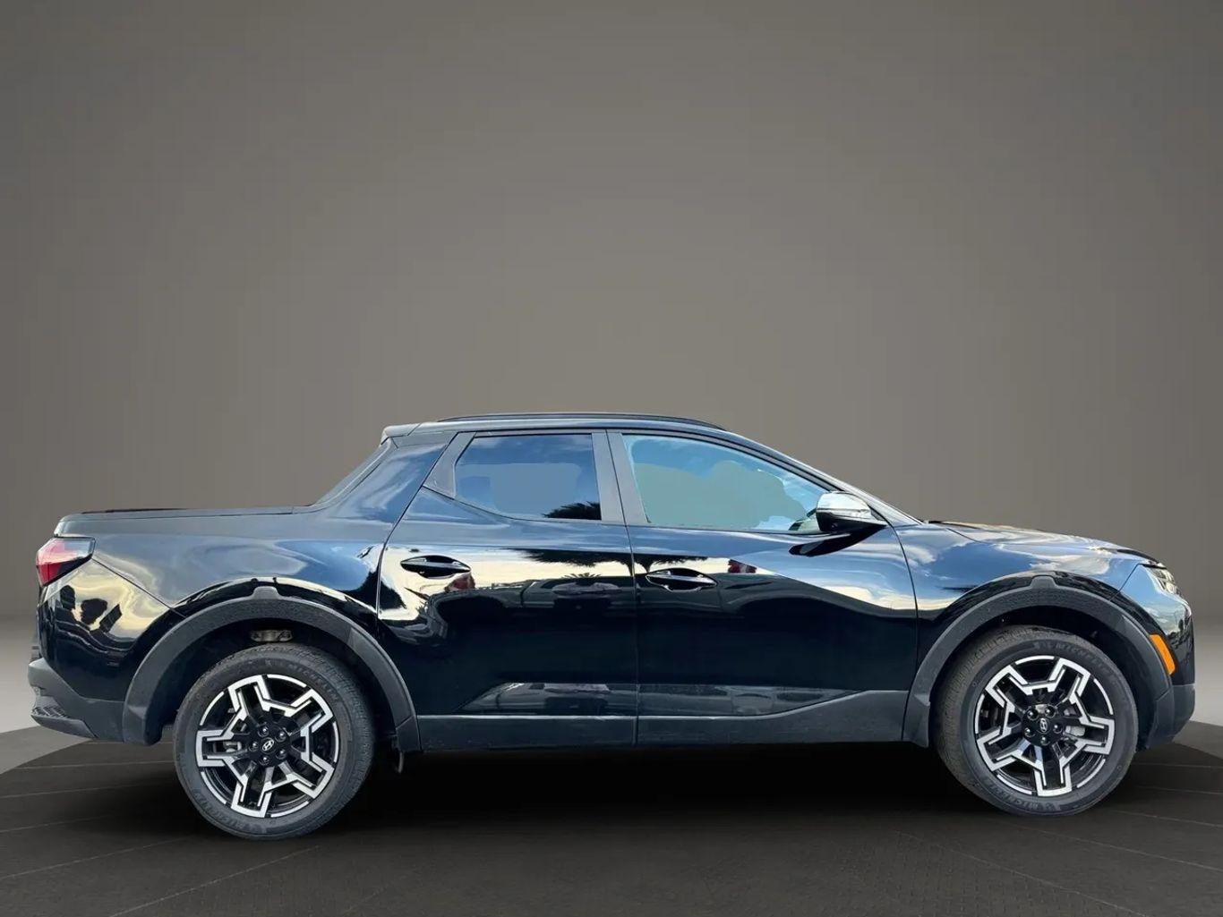 Hyundai Santa Cruz Limited Pickup 4D 4 Ft - Thumbnail 15