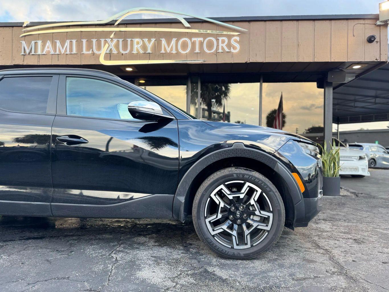 Hyundai Santa Cruz Limited Pickup 4D 4 Ft - Thumbnail 16