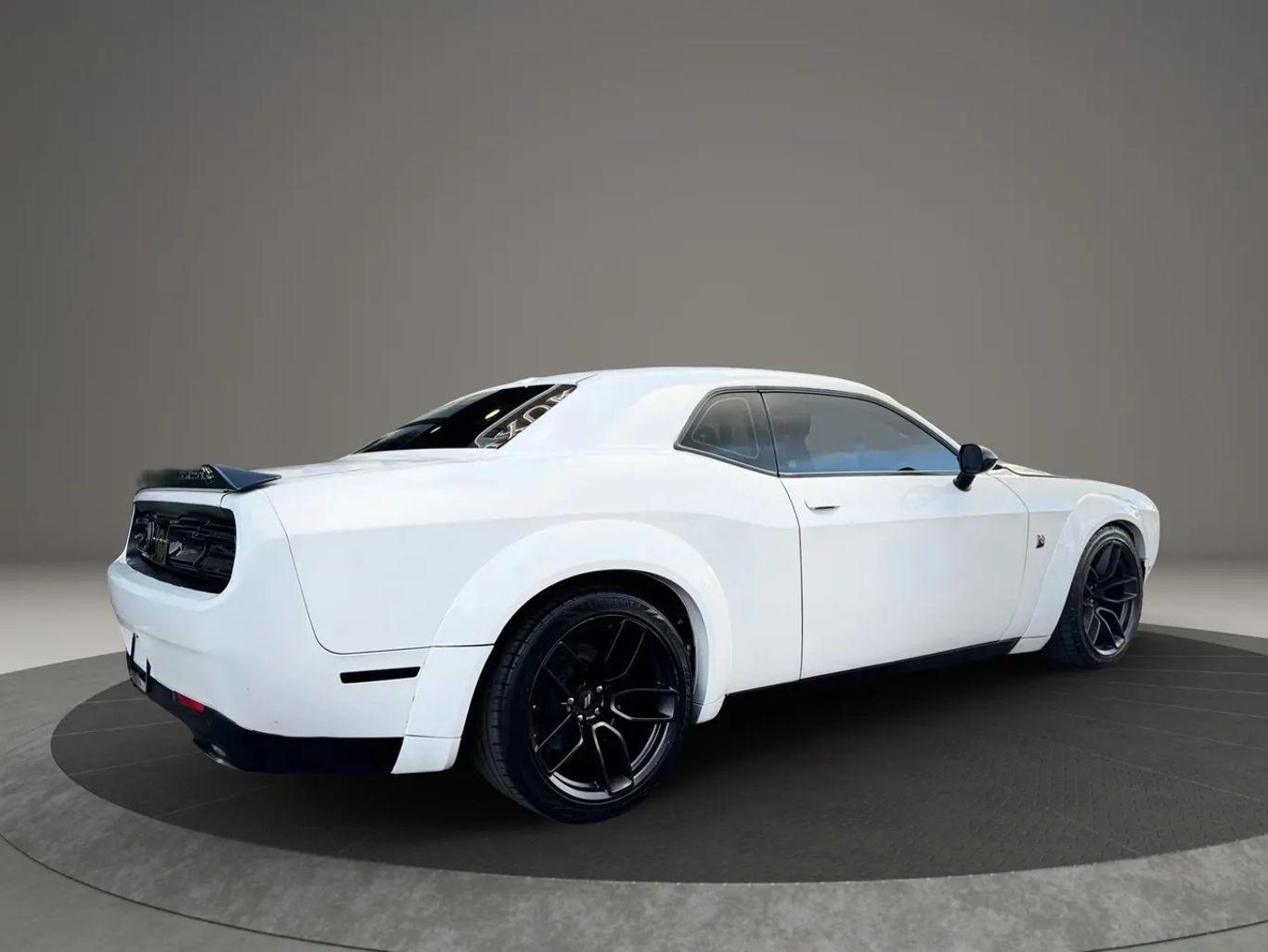Dodge Challenger R/T Scat Pack Widebody Coupe 2D - Thumbnail 14