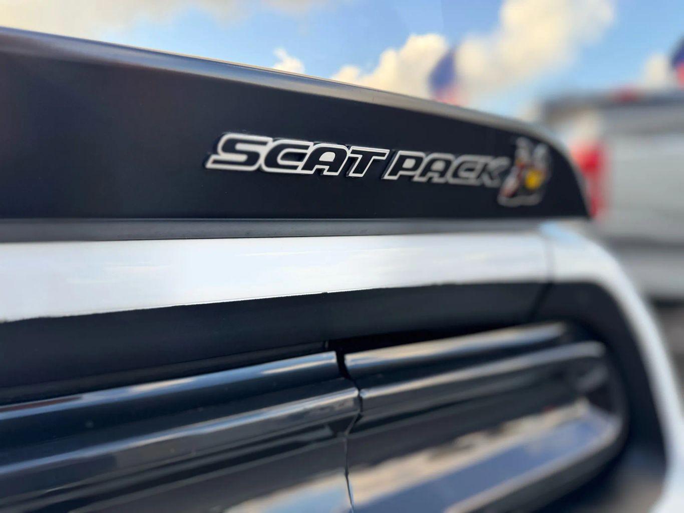 Dodge Challenger R/T Scat Pack Widebody Coupe 2D - Thumbnail 11