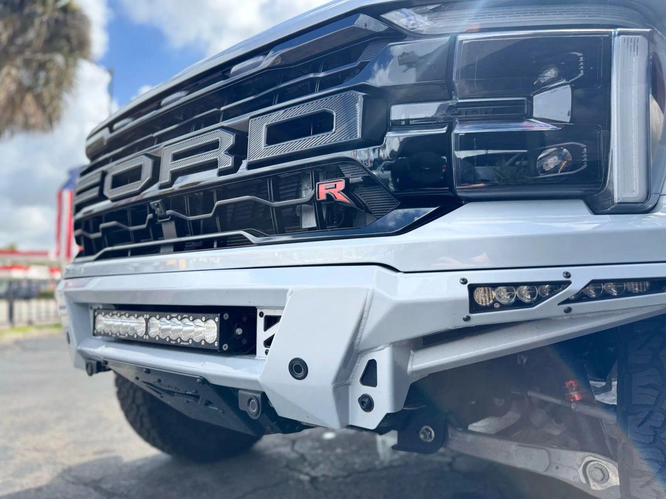 Ford F150 Supercrew Cab Raptor R Pickup 4D 5 1/2 Ft - Thumbnail 9