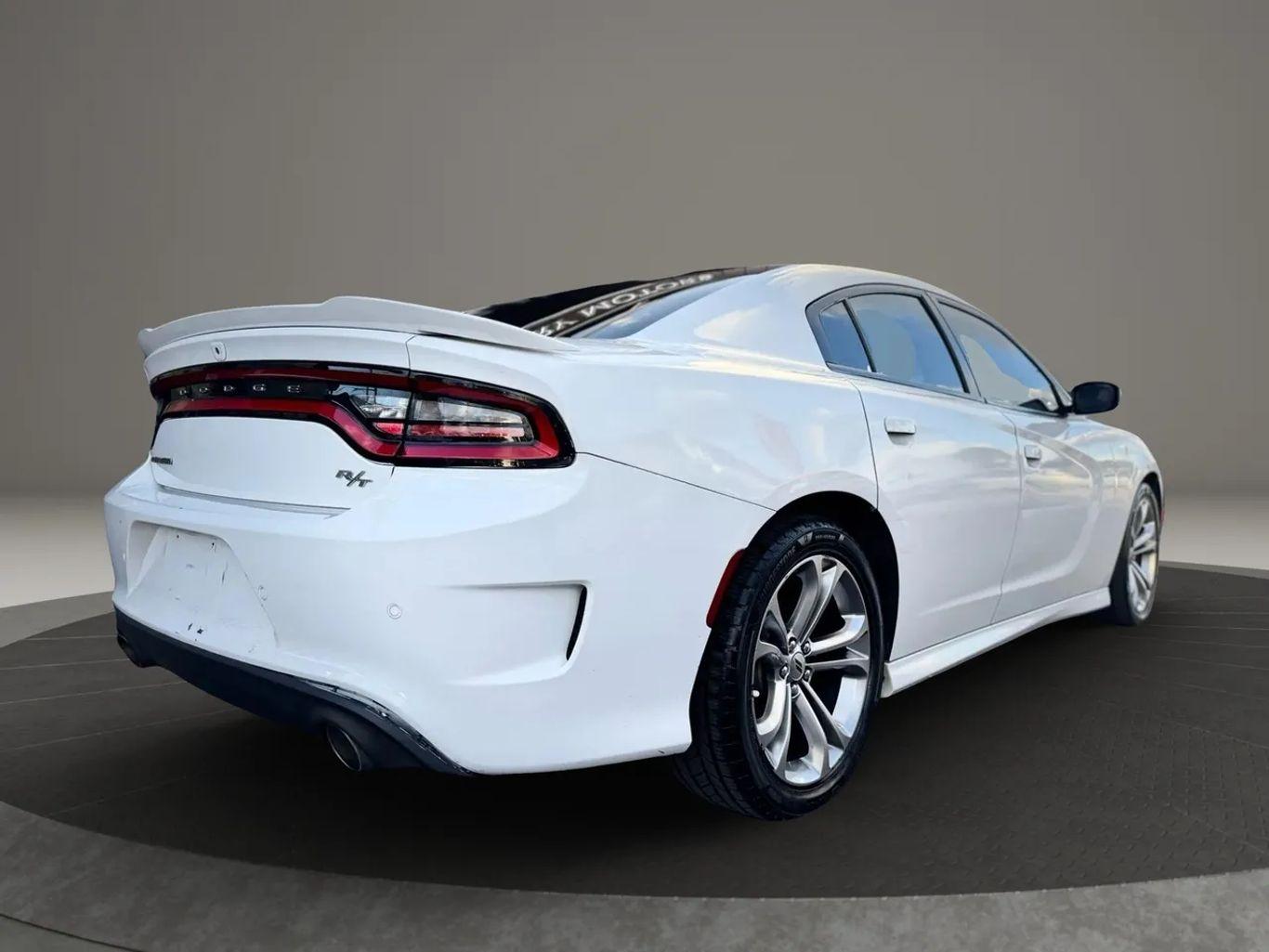 Dodge Charger R/T Sedan 4D - Thumbnail 12