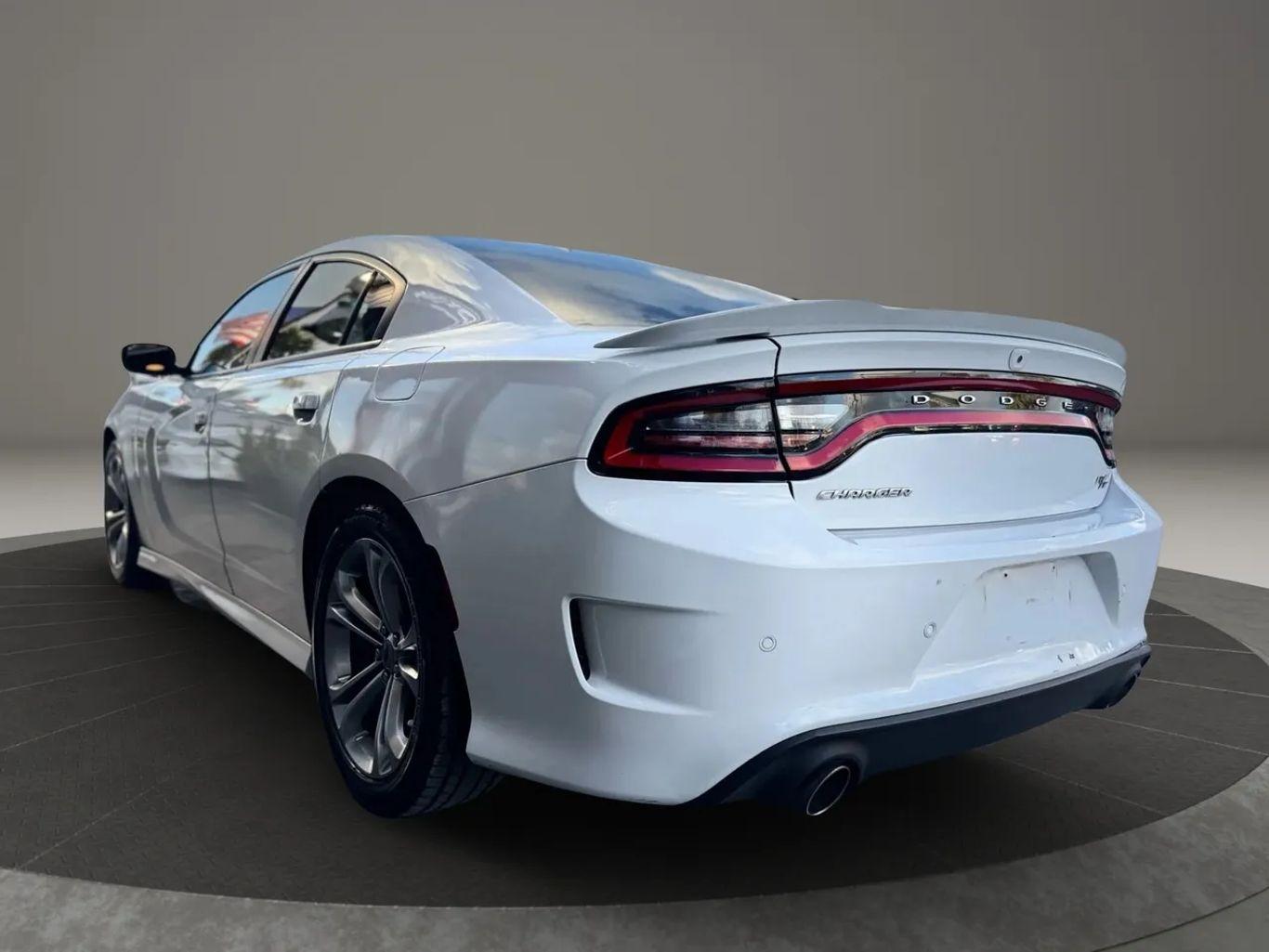 Dodge Charger R/T Sedan 4D - Thumbnail 8