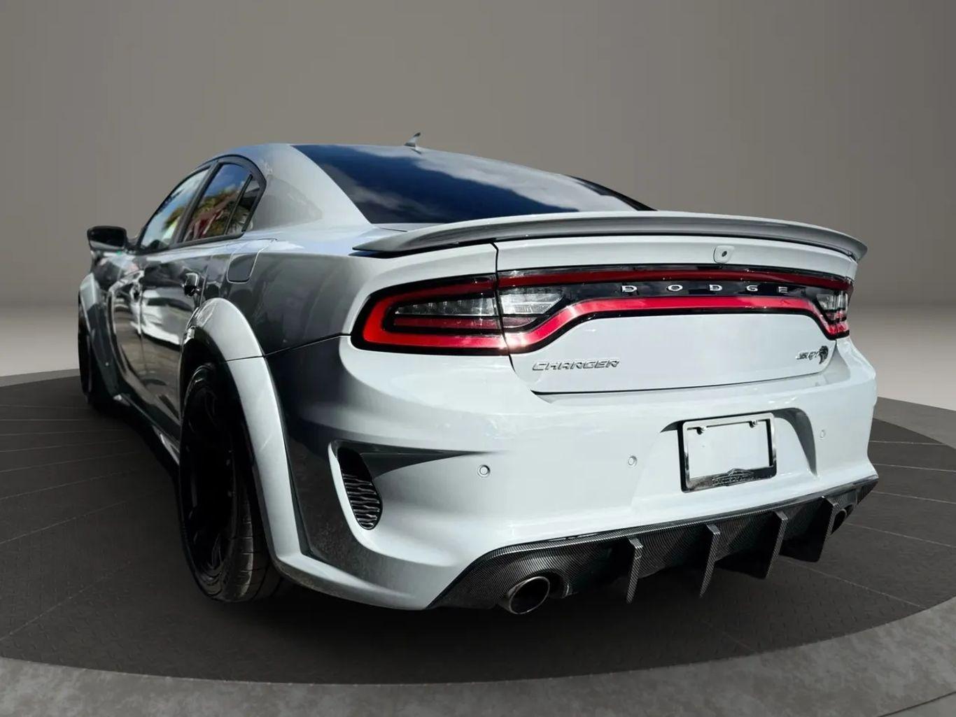 Dodge Charger Srt Hellcat Widebody Sedan 4D - Thumbnail 10